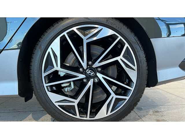 Hyundai Ioniq 6 IONIQ 6 168kW Premium 77kWh 4dr Auto