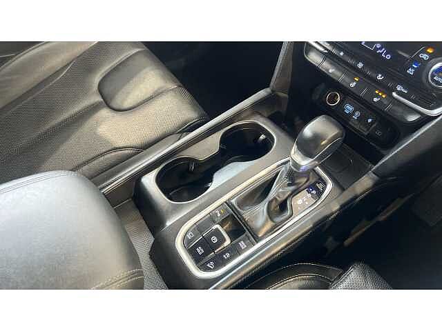 Hyundai Santa Fe 2.2 CRDi Premium 5dr 4WD Auto