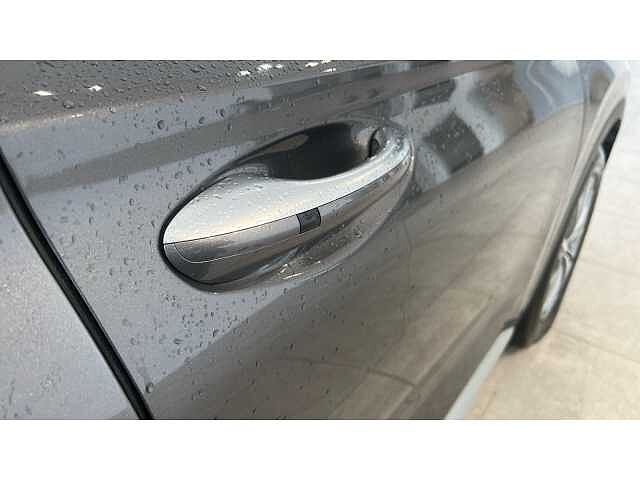 Hyundai Santa Fe 2.2 CRDi Premium 5dr 4WD Auto