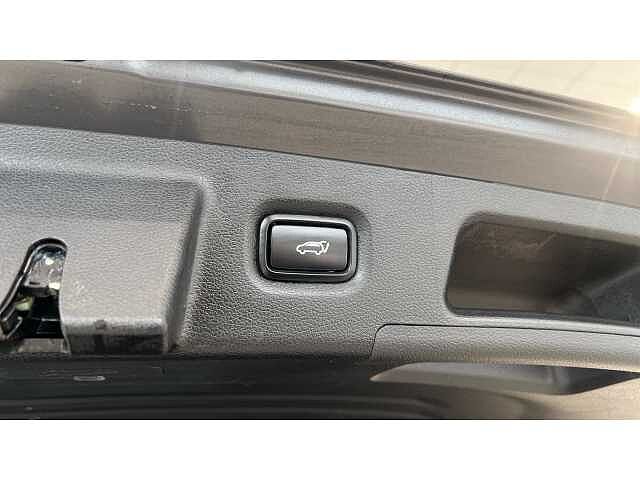 Hyundai Santa Fe 2.2 CRDi Premium 5dr 4WD Auto