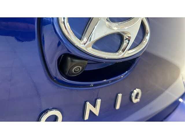 Hyundai Ioniq IONIQ 1.6 GDi Hybrid SE Connect 5dr DCT