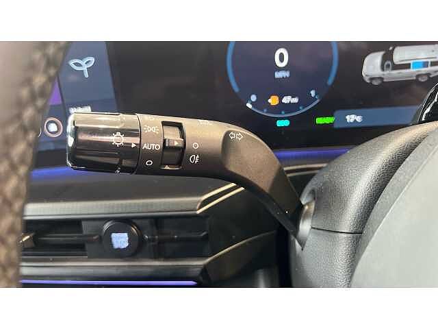 Hyundai Santa Fe SANTA FE 1.6 TGDi Hybrid Calligraphy 5dr 4WD Auto