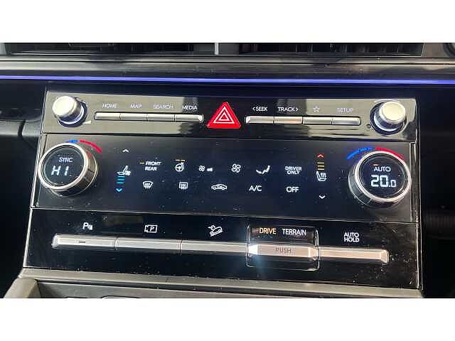 Hyundai Santa Fe SANTA FE 1.6 TGDi Hybrid Calligraphy 5dr 4WD Auto