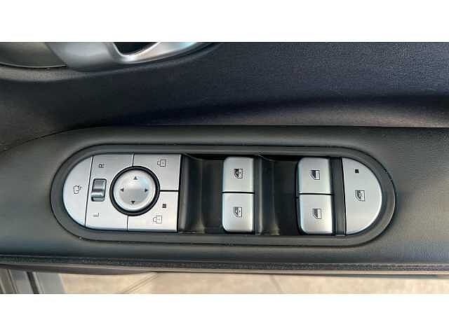 Hyundai Ioniq 5 IONIQ 5 160kW Ultimate 73 kWh 5dr Auto