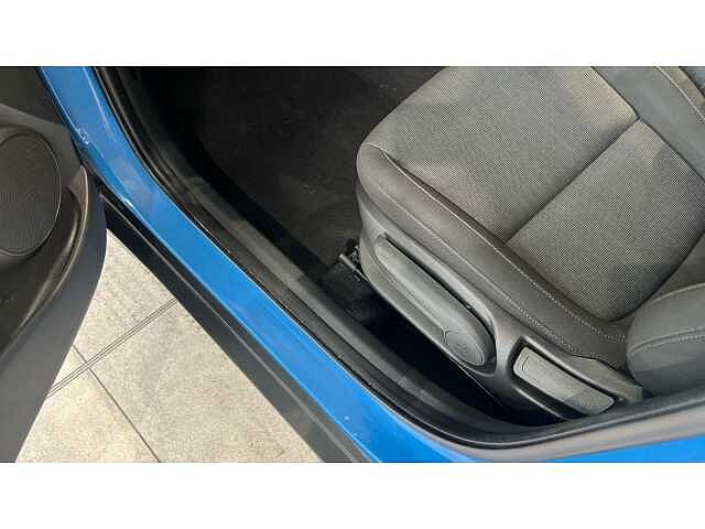 Hyundai KONA KONA 1.6 GDi Hybrid SE Connect 5dr DCT Blue