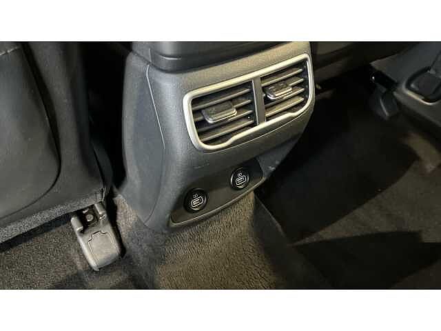 Hyundai Santa Fe SANTA FE 1.6 TGDi Hybrid Premium 5dr Auto