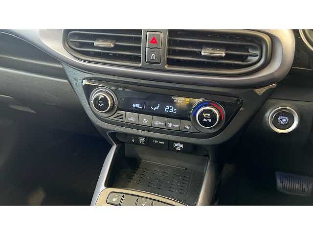 Hyundai i10 I10 1.0 [58] Premium 5dr Auto [Nav]
