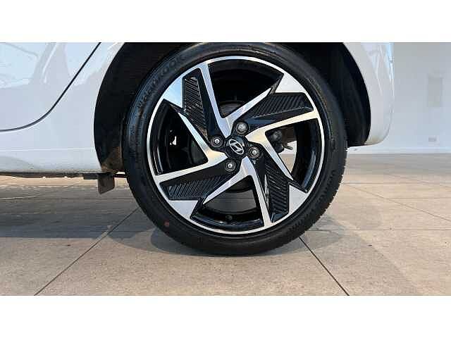 Hyundai i10 I10 1.0 [58] Premium 5dr Auto [Nav]