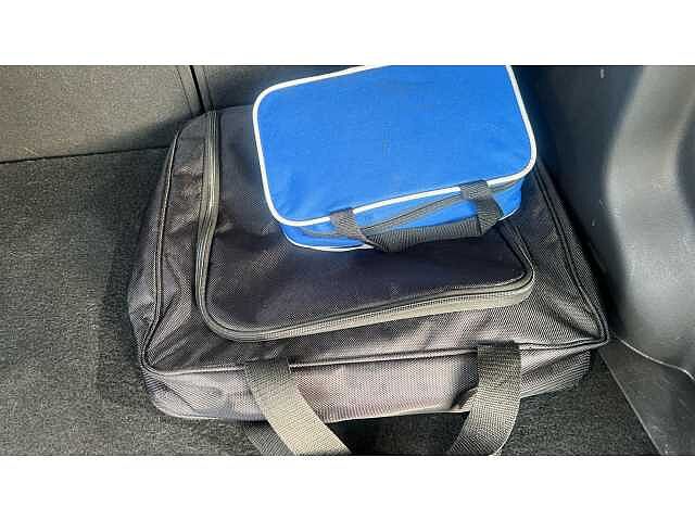 Hyundai Kona KONA 150kW Premium 64kWh 5dr Auto