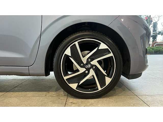 Hyundai i10 I10 1.0 MPi Premium 5dr Auto