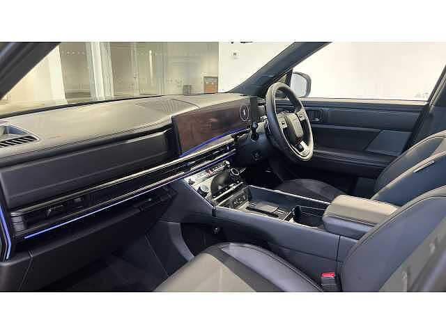 Hyundai Santa Fe SANTA FE 1.6 TGDi Hybrid Calligraphy 5dr 4WD Auto