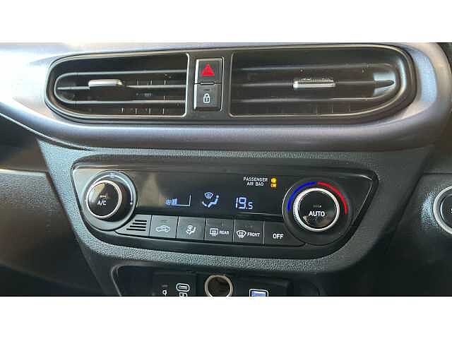 Hyundai i10 I10 1.2 MPi Premium 5dr Auto