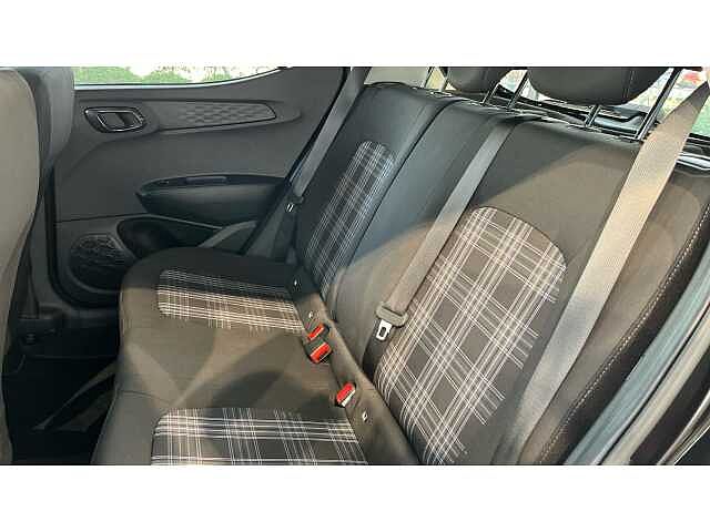 Hyundai i10 I10 1.2 [79] Premium 5dr [Nav]