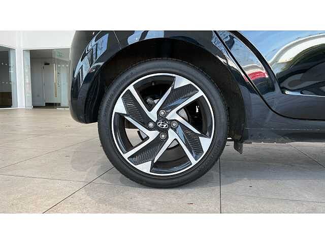 Hyundai i10 I10 1.2 [79] Premium 5dr [Nav]