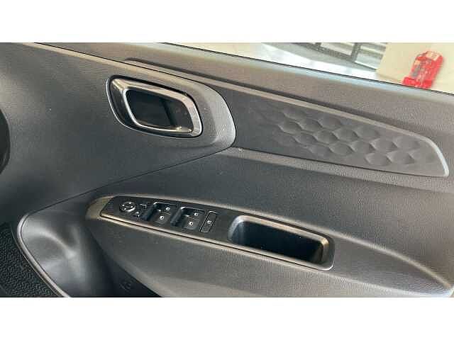 Hyundai i10 I10 1.2 [79] Premium 5dr [Nav]