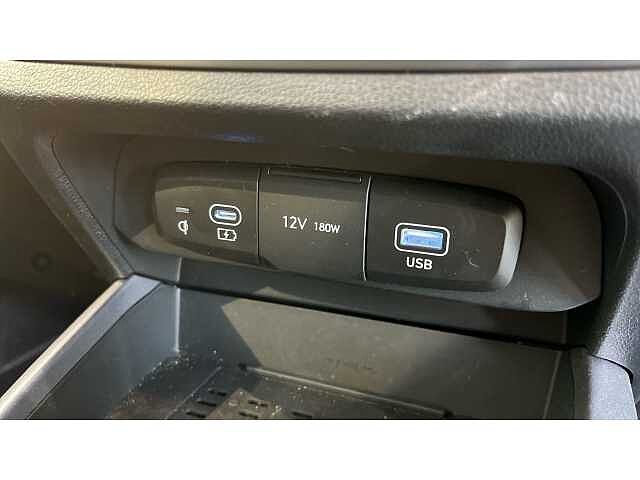 Hyundai i10 I10 1.2 [79] Premium 5dr [Nav]