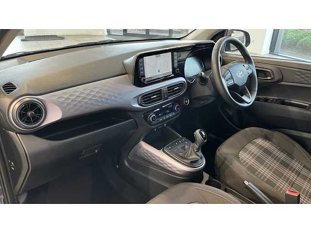 Hyundai i10 I10 1.0 [63] Premium 5dr Auto [Nav]