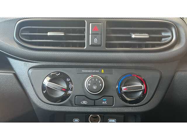 Hyundai i10 I10 1.0 [63] Advance 5dr Auto [Nav]