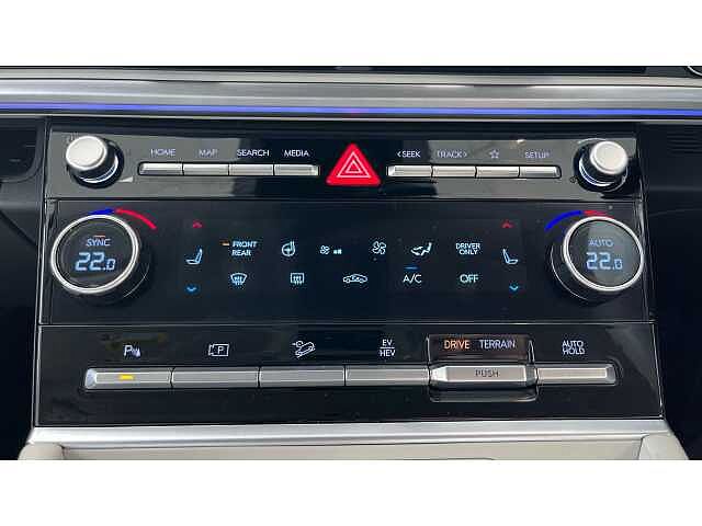 Hyundai Santa Fe SANTA FE 1.6 TGDi Plug-in Hybrid Ultimate 5dr 4WD Auto