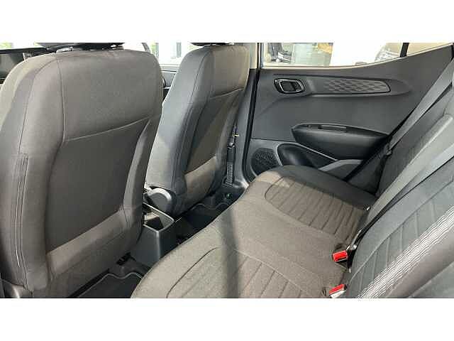 Hyundai i10 i10 5Dr HAT 1.0 MPi 67ps Advance AU