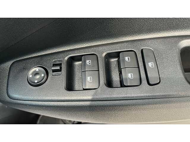 Hyundai i10 i10 5Dr HAT 1.0 MPi 67ps Advance AU