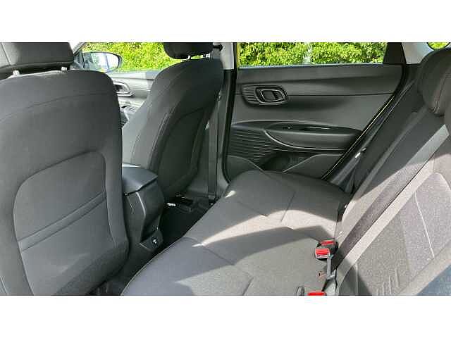 Hyundai Bayon Bayon HAT 1.0 T-gdi 90PS Tech Line DCT
