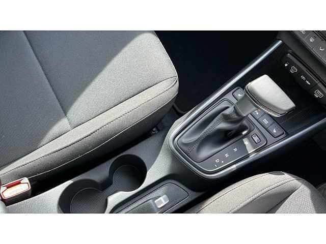 Hyundai Bayon Bayon HAT 1.0 T-gdi 90PS Tech Line DCT