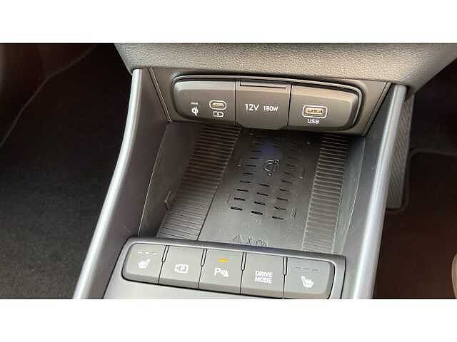 Hyundai Bayon Bayon HAT 1.0 T-gdi 90PS Tech Line DCT