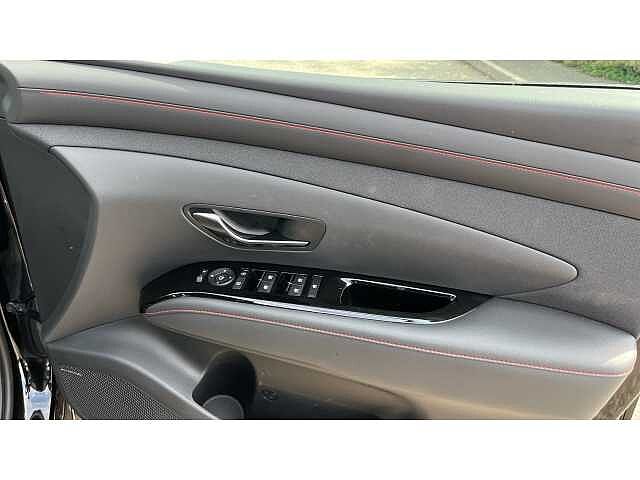 Hyundai TUCSON Tucson 1.6T Hybrid 239ps N Line AU Abyss Black