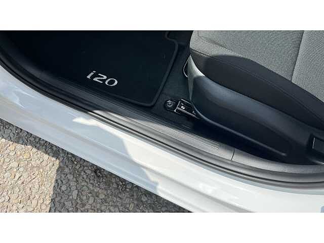 Hyundai i20 i20 5Dr HAT 1.0 T-gdi 90ps Black Line