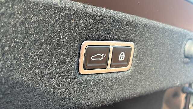 Hyundai Ioniq 6 IONIQ 6 239kW Ultimate 77kWh 4dr AWD Auto