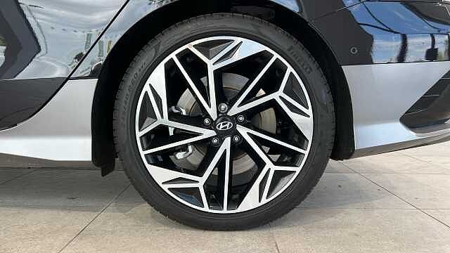 Hyundai Ioniq 6 IONIQ 6 239kW Ultimate 77kWh 4dr AWD Auto