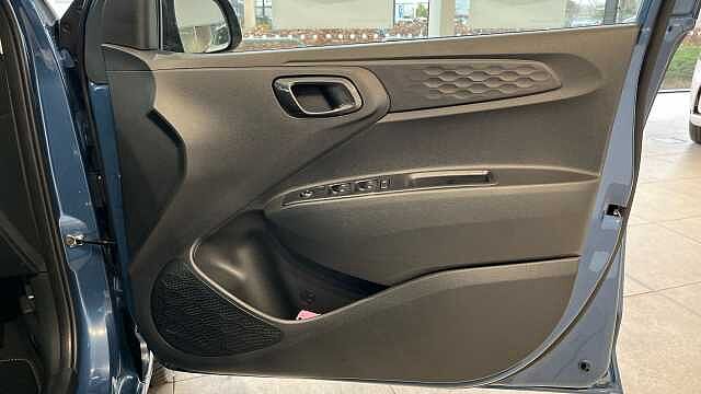 Hyundai i10 HYUNDAI I10 1.0 [58] Advance 5dr Auto [Nav]