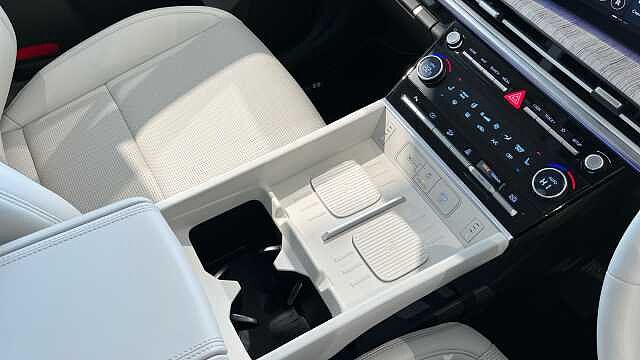 Hyundai Santa Fe SANTA FE 1.6 TGDi Plug-in Hybrid Ultimate 5dr 4WD Auto