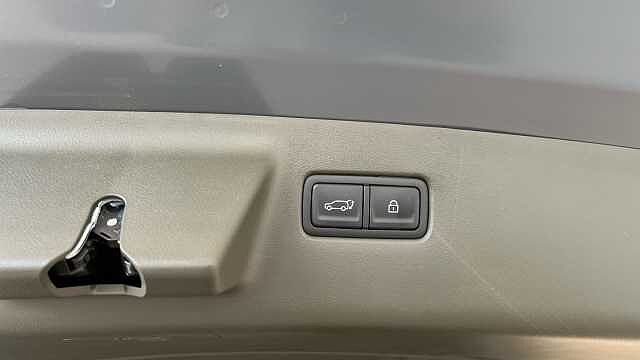 Hyundai Santa Fe SANTA FE 1.6 TGDi Plug-in Hybrid Ultimate 5dr 4WD Auto