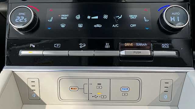 Hyundai Santa Fe SANTA FE 1.6 TGDi Plug-in Hybrid Ultimate 5dr 4WD Auto