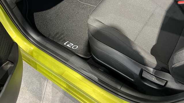 Hyundai i20 I20 1.0T GDi Premium 5dr