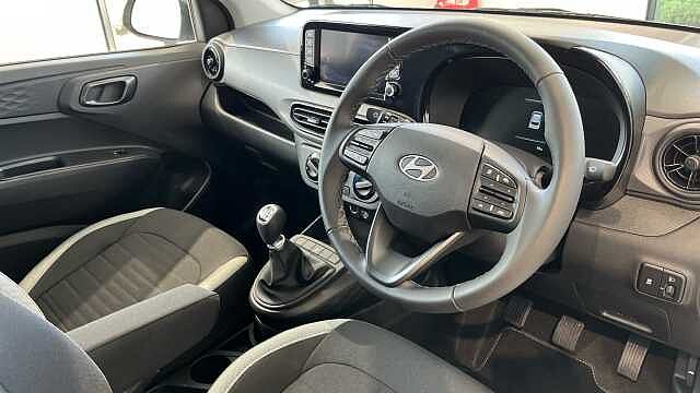 Hyundai i10 i10 5Dr HAT 1.0 MPi 67ps Advance